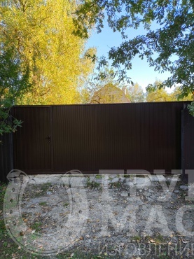 Автоматические  ворота из профлиста с калиткой