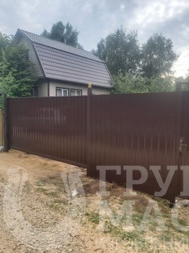 Ворота с калиткой и автоматикой comunello