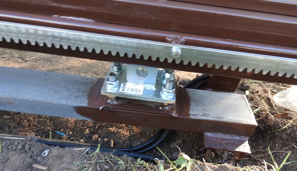 зубчатая рейка