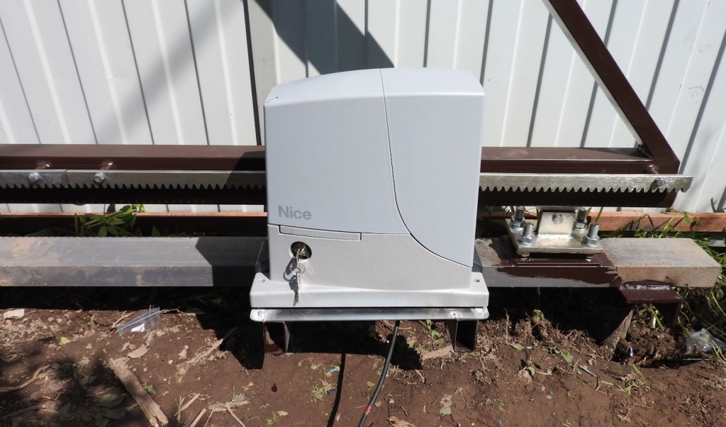 nice.jpg Как подключить автоматику для откатных ворот