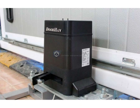 DOORHAN SLIDING-1300 привод для откатных ворот до 1300 кг.