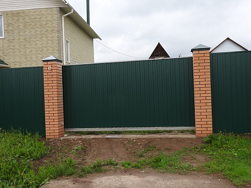 Ворота из профнастила