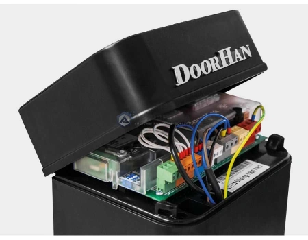 DOORHAN SLIDING-800PRO привод для откатных ворот до 800 кг.